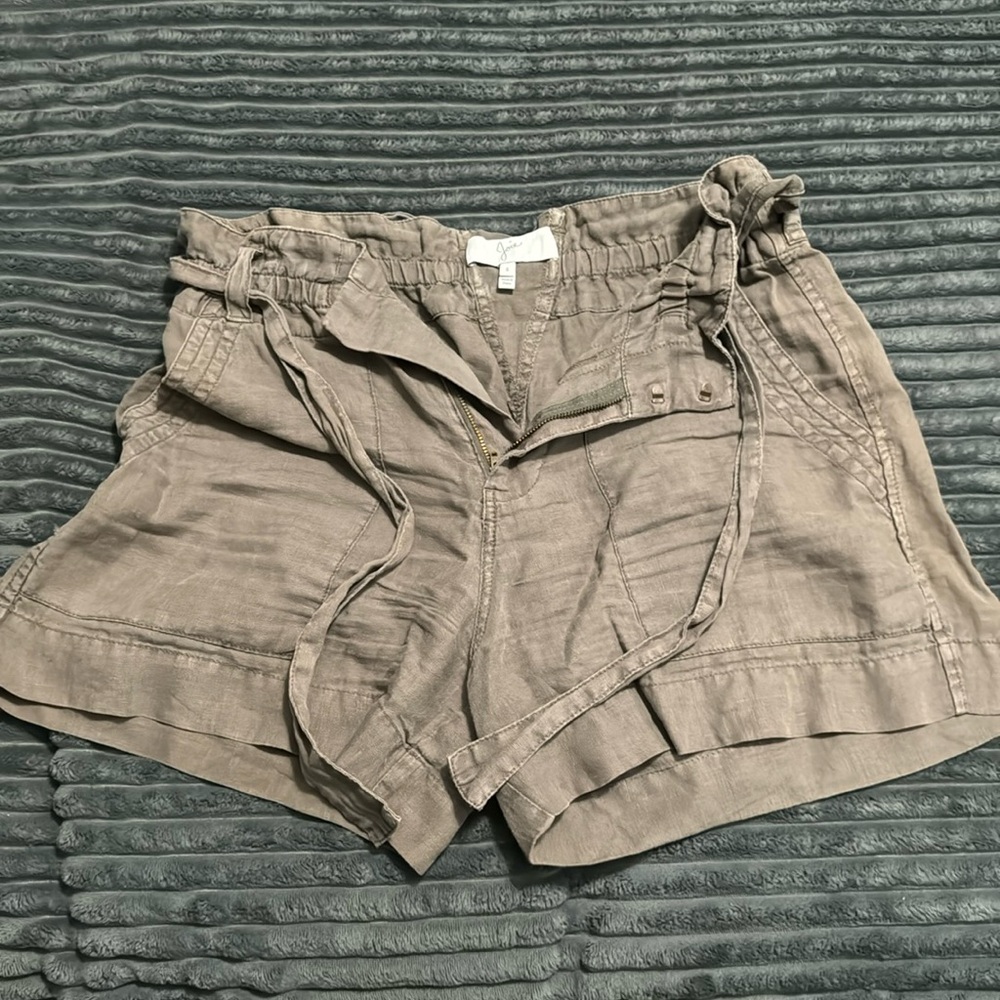 Joie Shorts- size 6